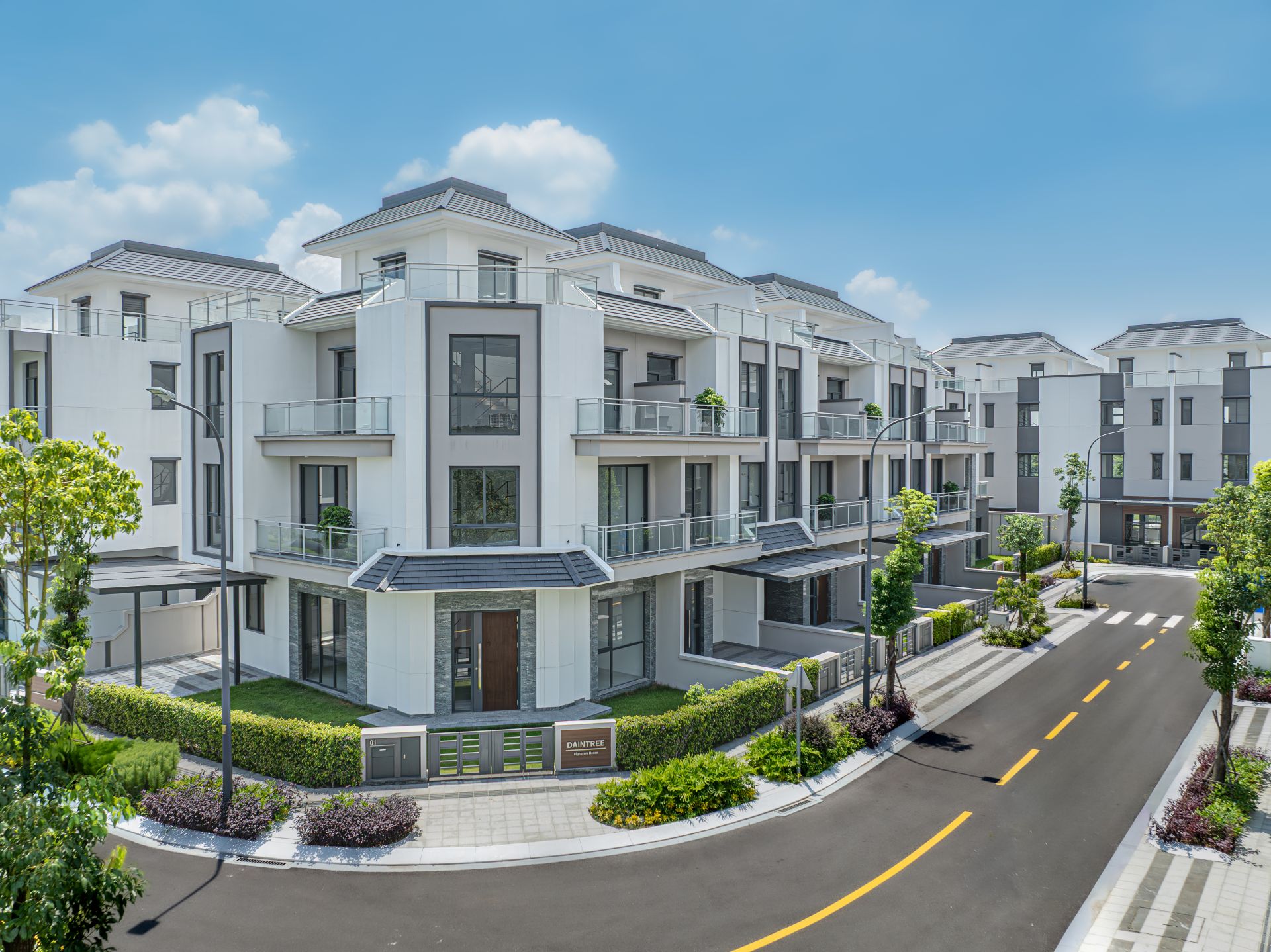 Nhà phố vườn Gladia